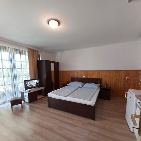 Marika-Lak Apartment Siofok Bagian luar foto