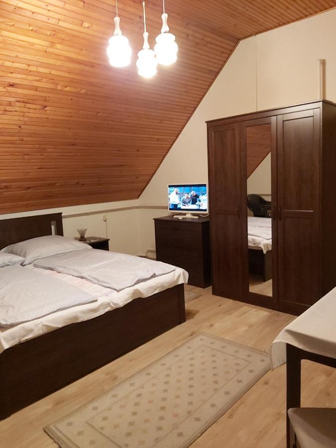 Marika-Lak Apartment Siofok Bagian luar foto